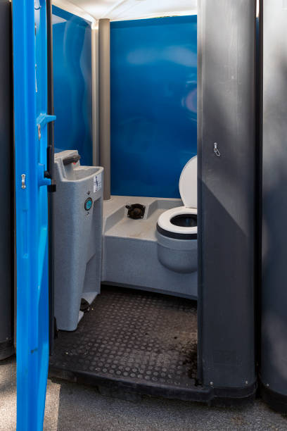 Best Portable restroom trailer rental  in Many, LA